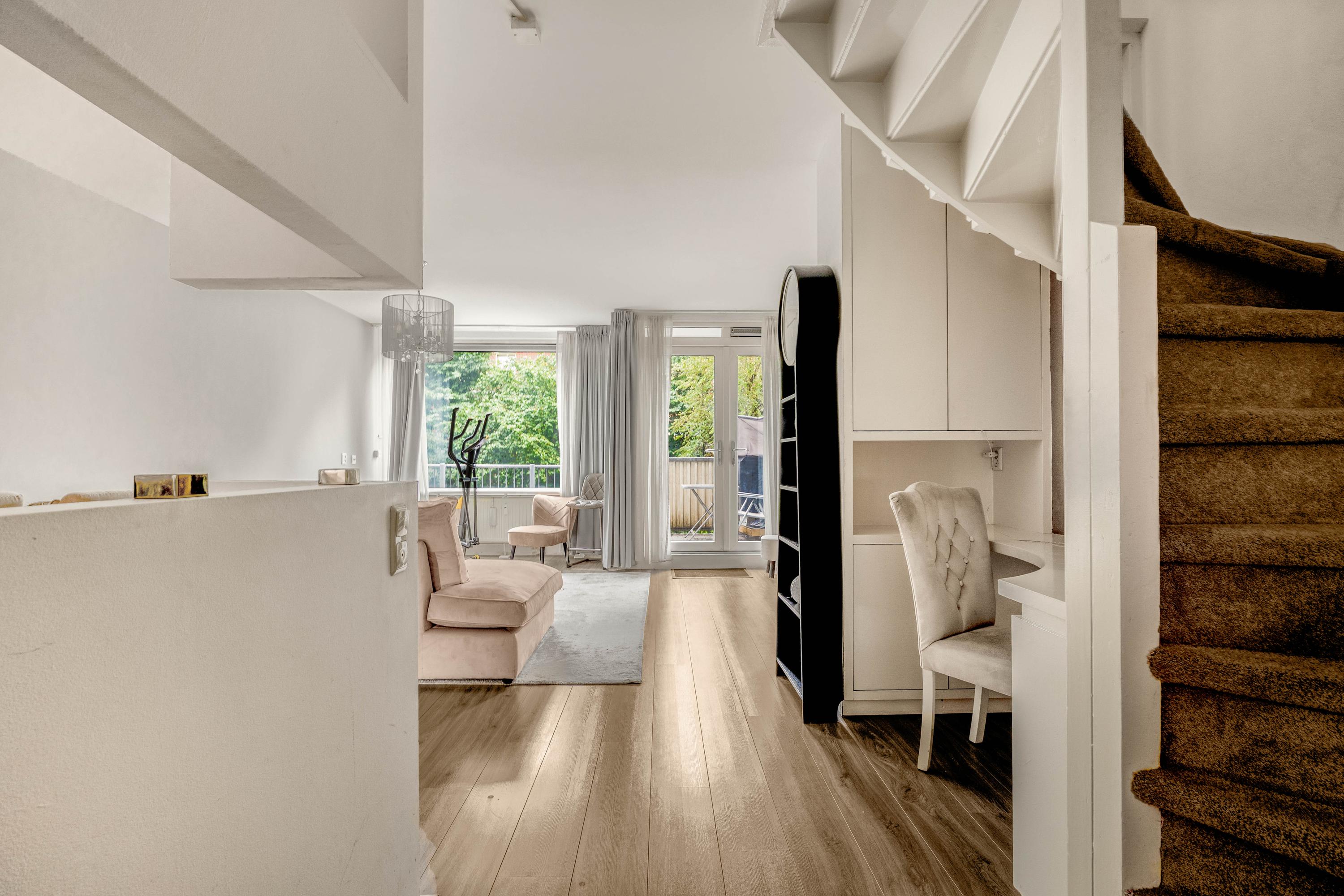 Akerwateringstraat 85 , 1069 GB Amsterdam