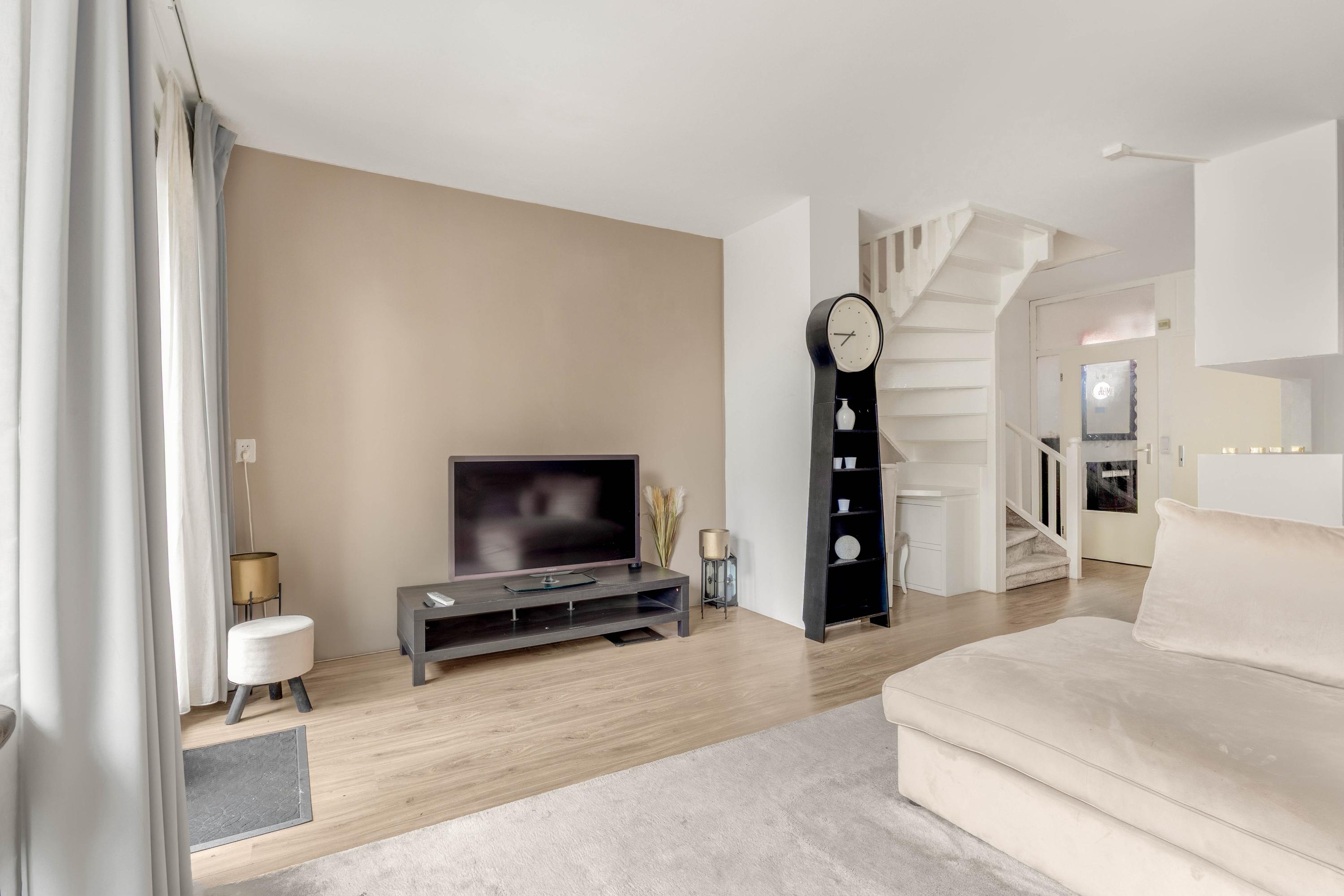 Akerwateringstraat 85 , 1069 GB Amsterdam